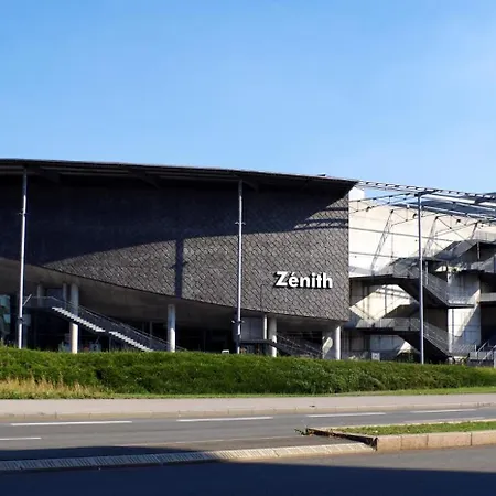 Mansarde A Deux Pas De La Citadelle شقة