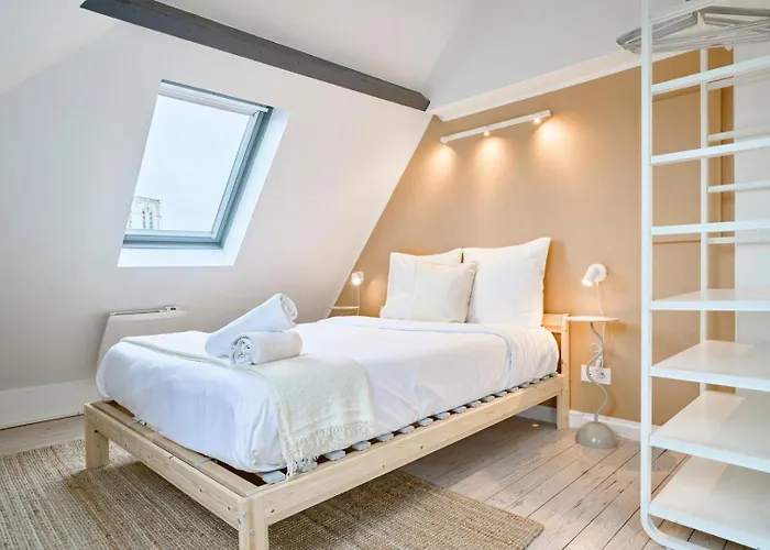 Mansarde A Deux Pas De La Citadelle *